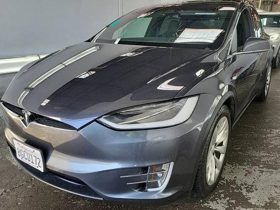 TESLA MODEL X 2018 5YJXCDE22JF119940 image